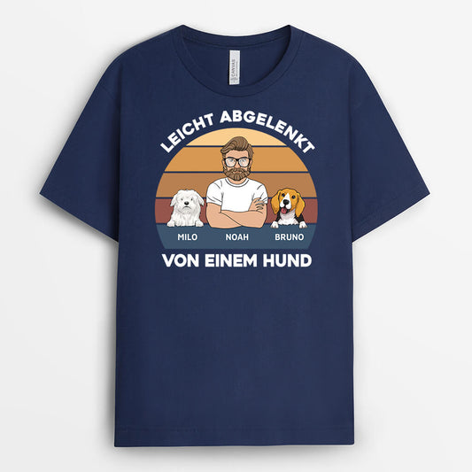 3391AGE1 leicht abgelenkt von den hunden personalisiertes t shirt fur hundeliebhaber