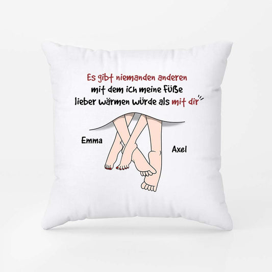 3724PGE1 es gibt niemanden anderen mit dem ich meine fusse lieber warmen wurde als mit dir personalisiertes kissen fur paare