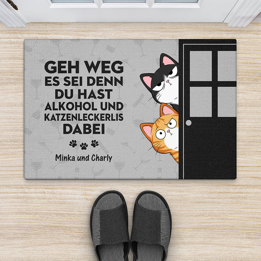 4249DGE2 lustiger spruch uber alkohol und katzenleckerlis fussmatte katzen personalisiert 4249D6M0D