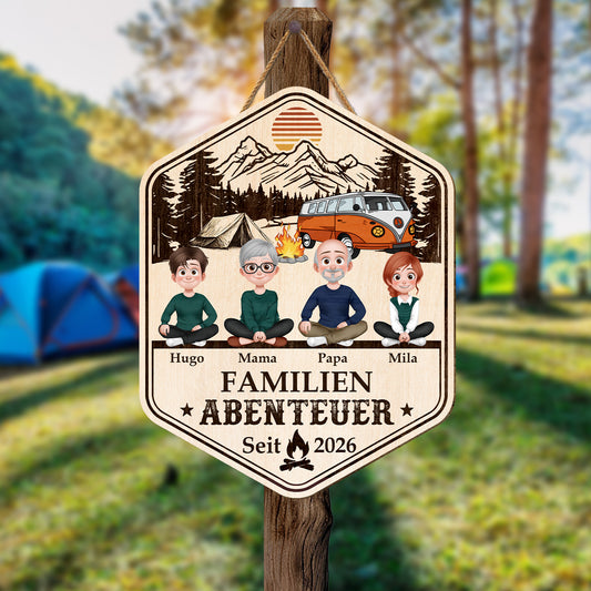8700QGE2 familienabenteuer personalisierte geschenke camping holzschild familie mit hund 8700qtysi