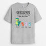 0967AGE2 Personalisierte Geschenke T Shirt Kinder Enkelkinder Saurus Dinosaurier Papa Opa_675e1427 6e5f 4333 a0bb 6c5774137a8d
