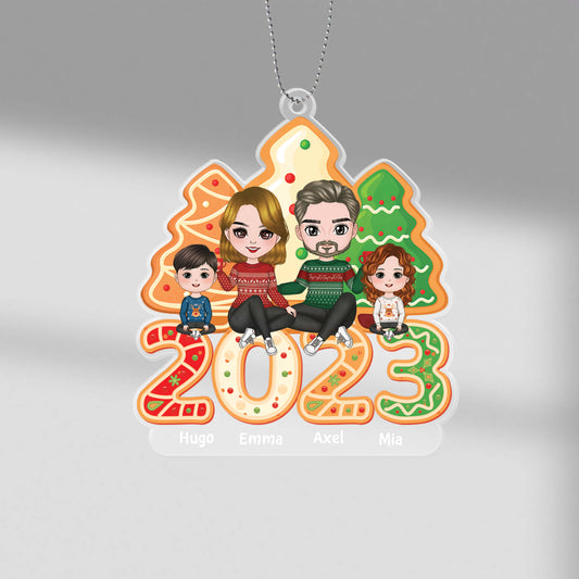 1637OGE1 personalisiertes familie sitzen am weihnachtsbaum aus keksen ornament