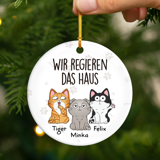 1662OGE2 wir regieren das haus pfoten personalisierte keramik ornamente katzen 1662O3N8D