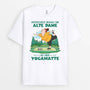 1888AGE1 personalisiertes unterschatze niemals eine alte dame mit einer yogamatte t shirt