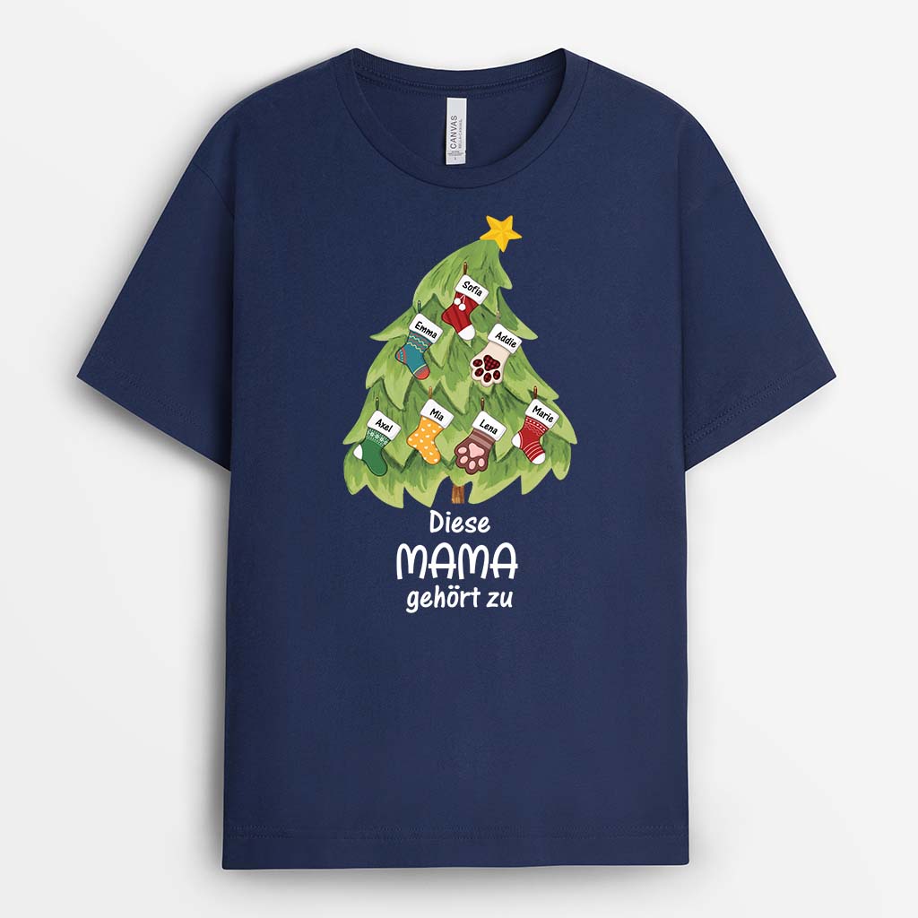 2999AGE2 diese oma gehort zu weihnachtsbaum  personalisiertes t shirt fur omas zu weihnachten_0abbaf15 1062 4790 99b7 8beb7541f28a