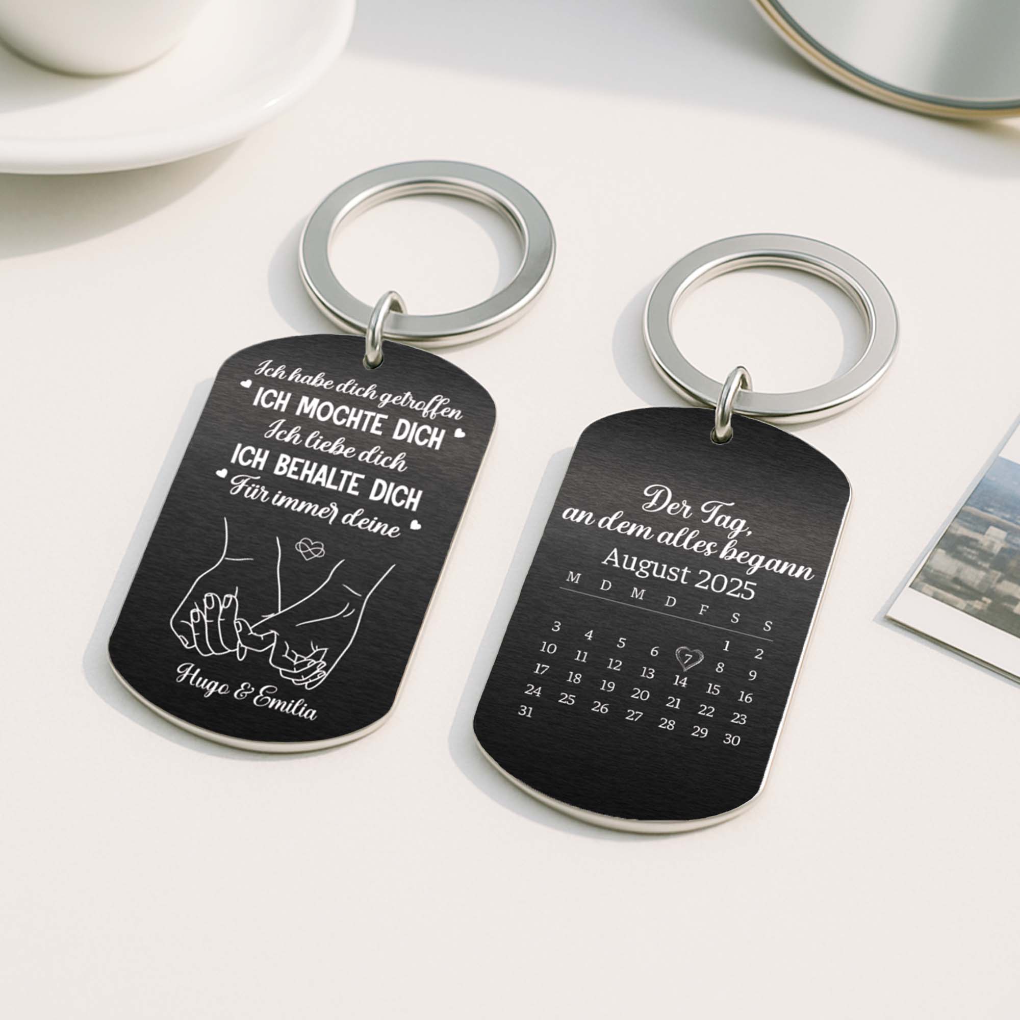 5616JGE2 der tag an dem alles begann aluminium schlusselanhanger personalisiert paar_ kalender 5616J8LCG
