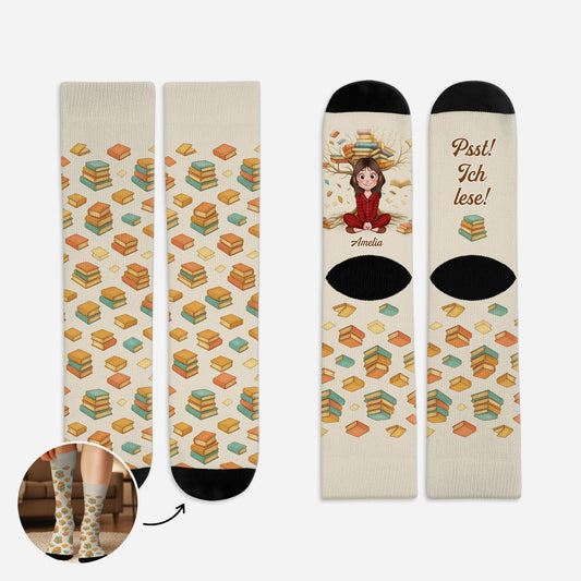 6484JGE1 psst ich lese socken personalisieren text_ leseratten_ manner frauen cartoon 6484J8LTA_2