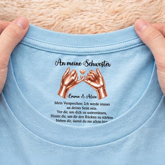 9067AGE2 du bist niemals alleine personalisiertes geschenk  weisses t shirt nackenlabel drucken tochter freundin 9067aa6epa